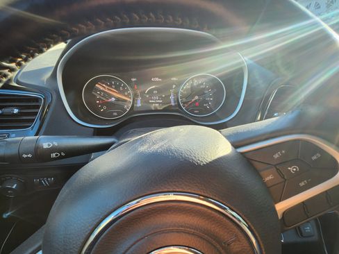 Used 2019 Jeep Compass Limited image 15