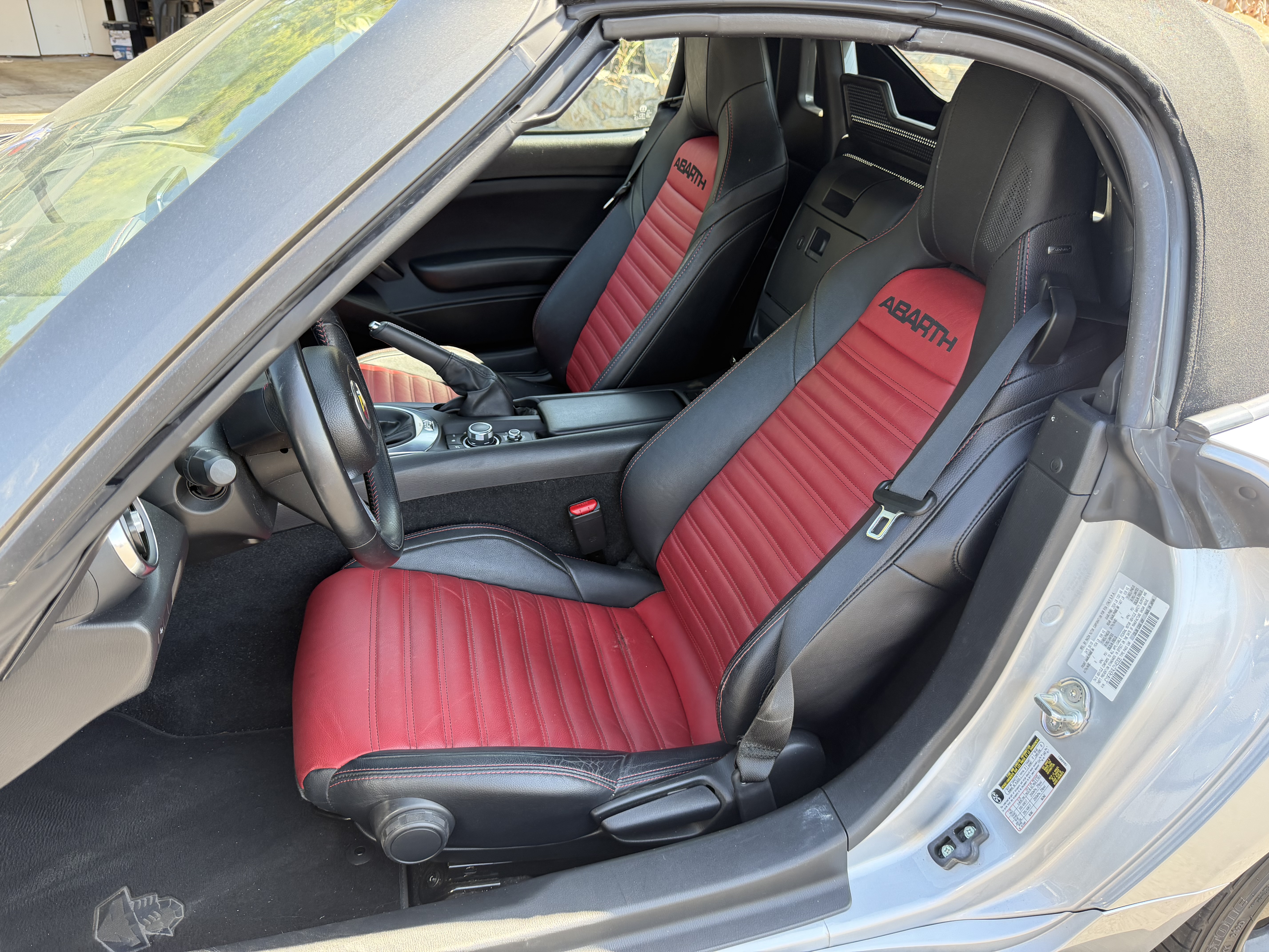 Used 2020 FIAT 124 Spider Abarth w/ Convenience Group RWD image 14