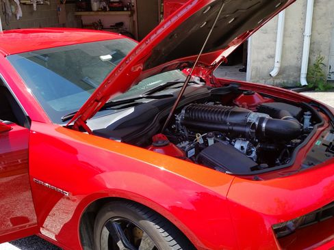 Used 2010 Chevrolet Camaro SS w/ RS Package image 6