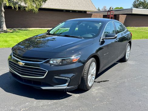 Used 2018 Chevrolet Malibu Premier image 1