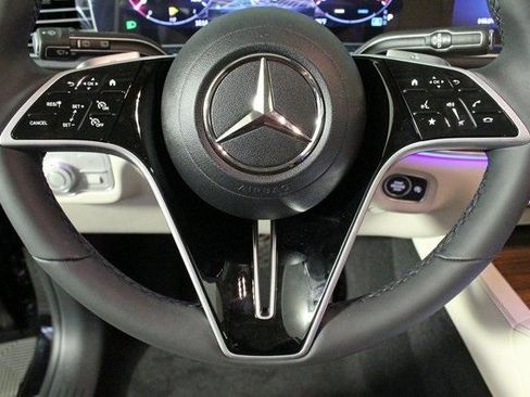 Used 2024 Mercedes-Benz GLE 350 4MATIC image 19