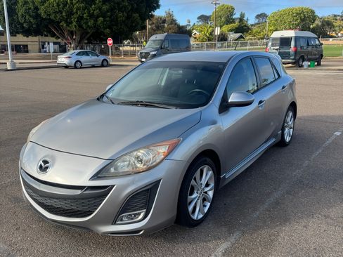 Used 2011 MAZDA MAZDA3 s Sport FWD image 4