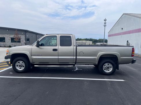 Used 2002 GMC Sierra 2500 2WD Extended Cab HD image 10