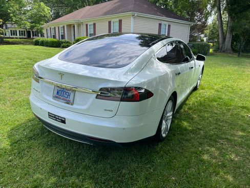 Used 2015 Tesla Model S 85D AWD/4WD image 5