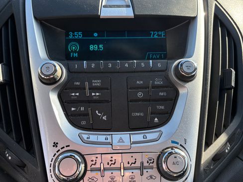 Used 2014 Chevrolet Equinox LS image 22