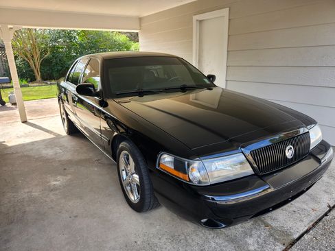 Used 2003 Mercury Marauder image 1