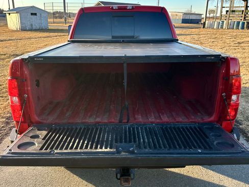 Used 2008 Chevrolet Silverado 2500 LTZ w/ Suspension Package, Off-Road image 5