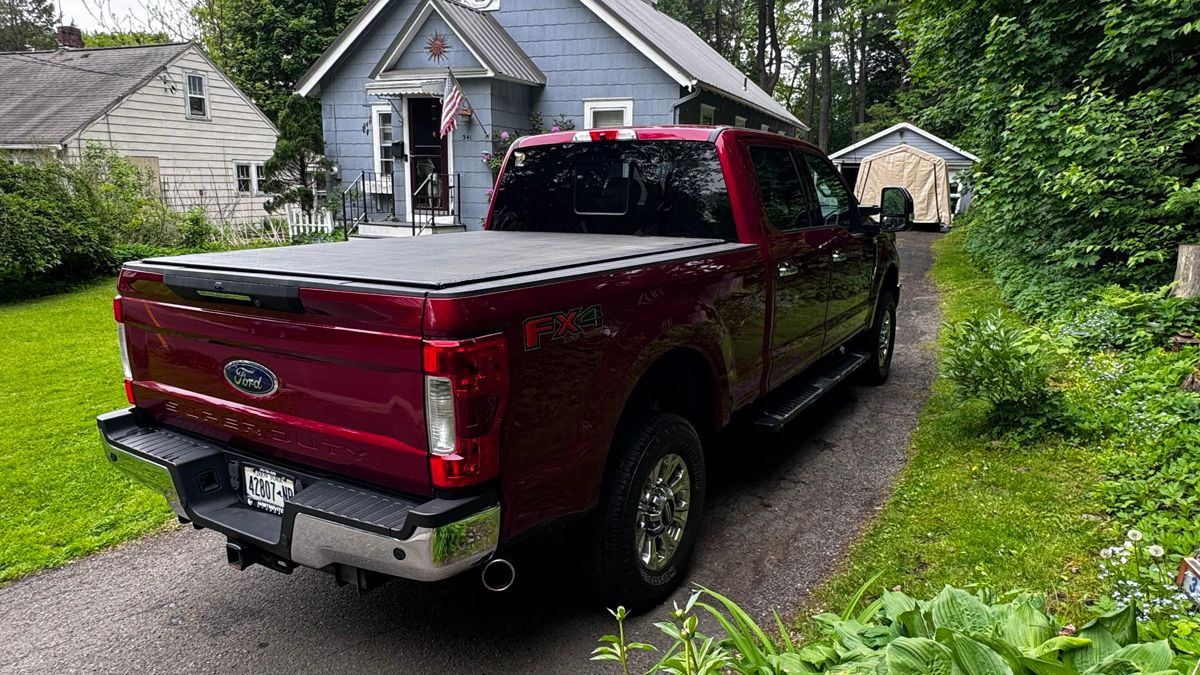 Used 2018 Ford F250 Lariat w/ Lariat Ultimate Package AWD/4WD image 9