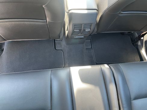 Used 2013 Ford C-MAX Energi SEL image 16