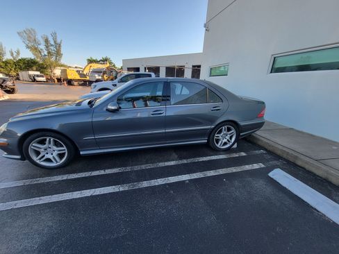 Used 2006 Mercedes-Benz S 500 image 2