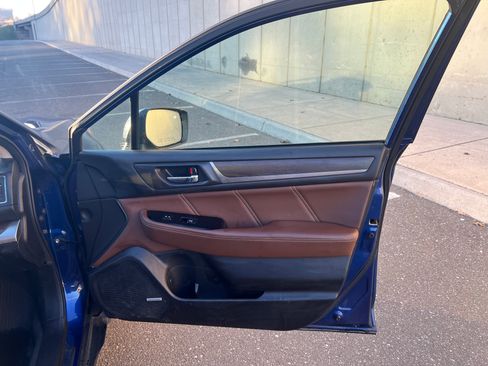 Used 2017 Subaru Outback 3.6R Touring w/ Popular Package #5A image 15