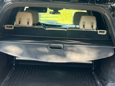 Used 2018 Cadillac XT5 Luxury w/ Driver Awareness Package FWD image 15