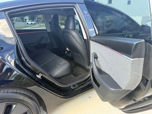 Used 2024 Tesla Model 3 Long Range image 13