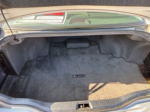 Used 2004 Lexus LS 430 image 8