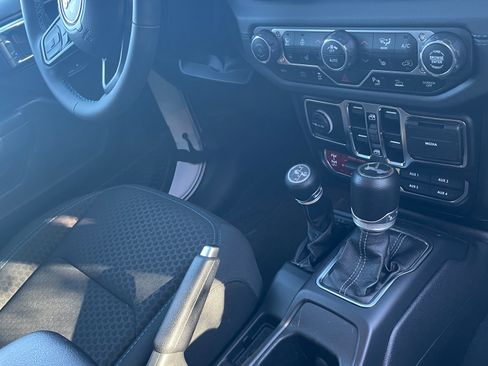 Used 2024 Jeep Wrangler Unlimited Rubicon 4xe w/ Safety Group image 4