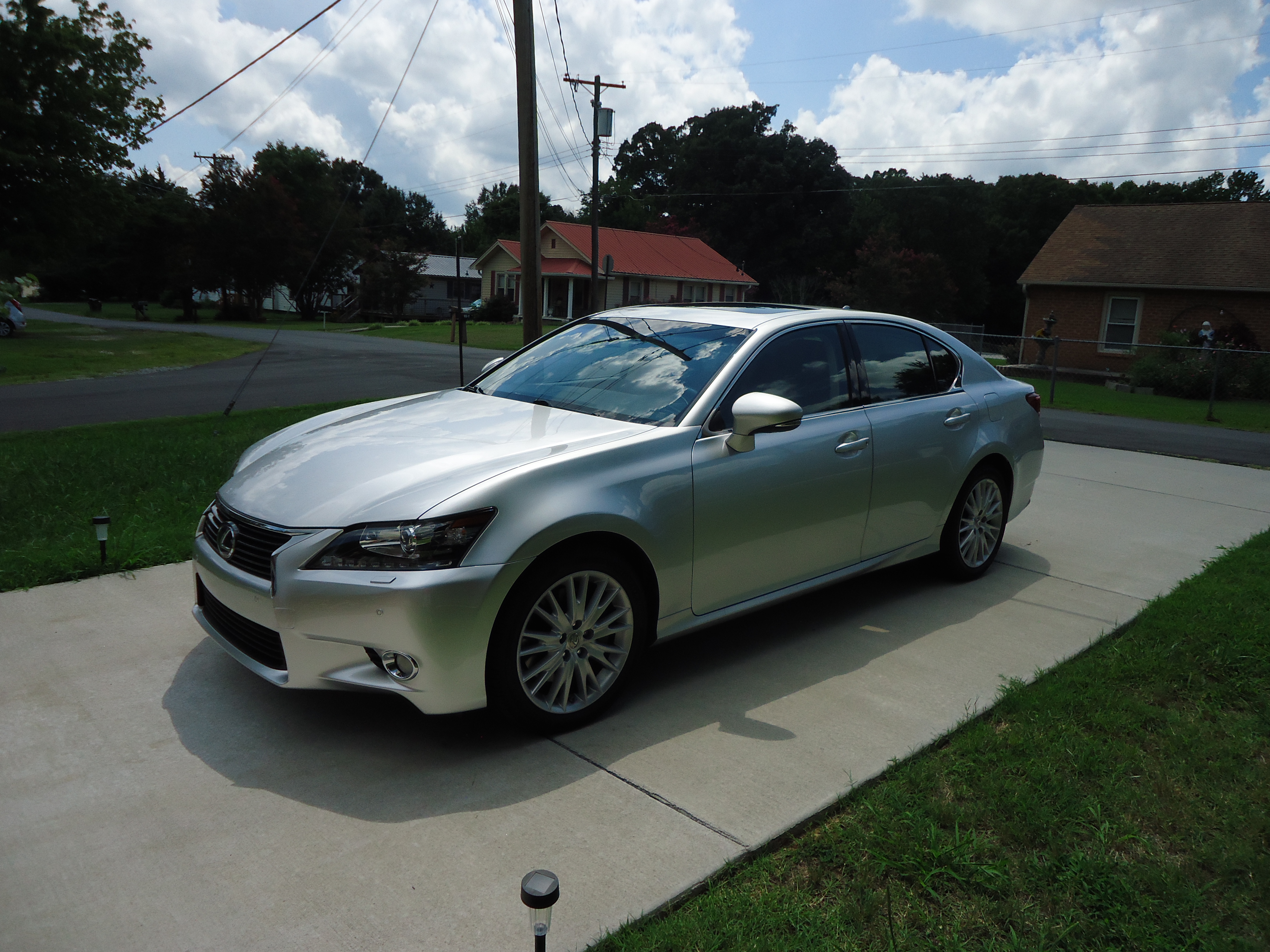 Used 2013 Lexus GS 350 AWD w/ Luxury Pkg w/Cold Weather Pkg image 1