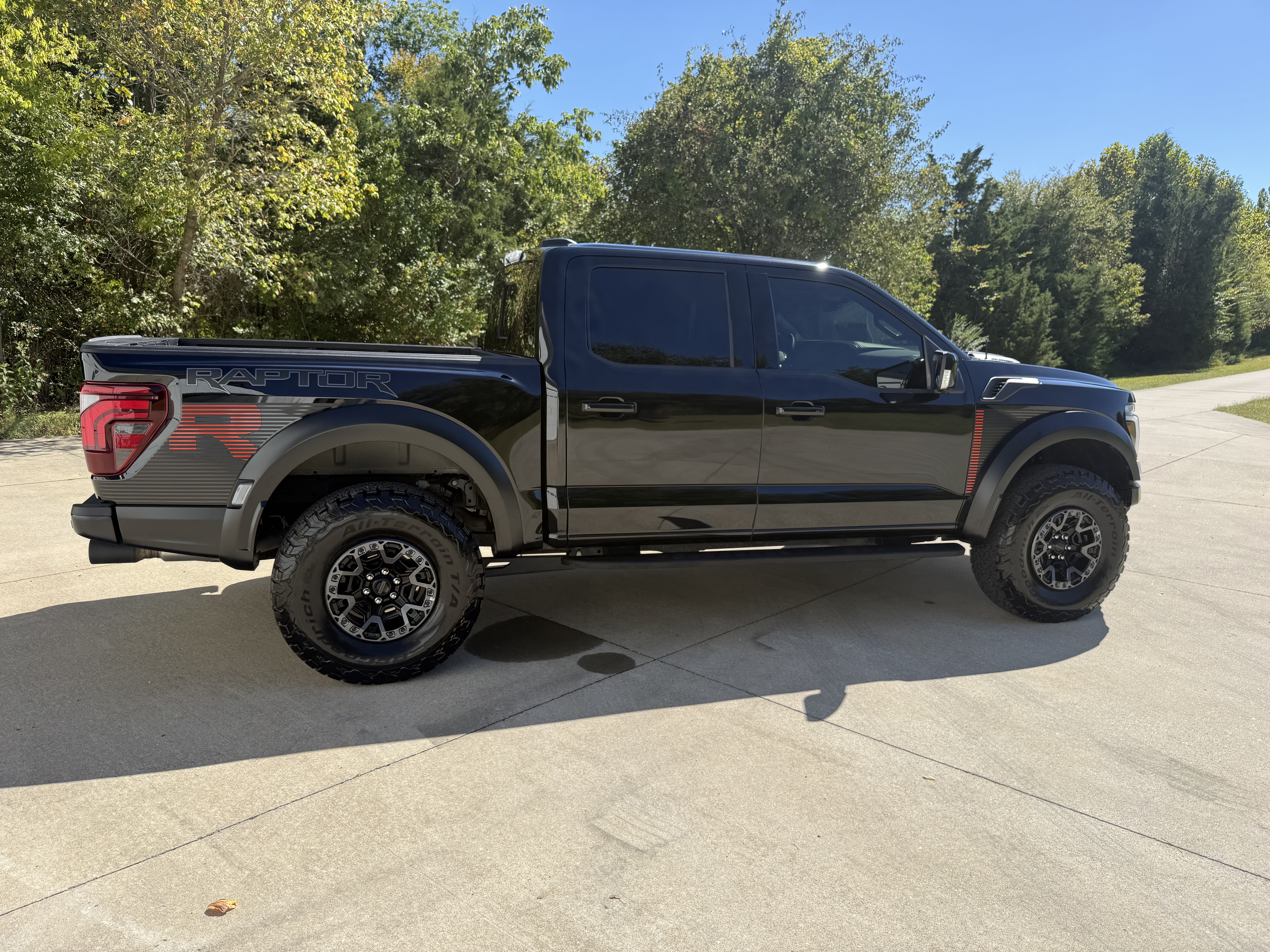 Used 2024 Ford F150 Raptor w/ Equipment Group 803A Raptor R AWD/4WD image 4