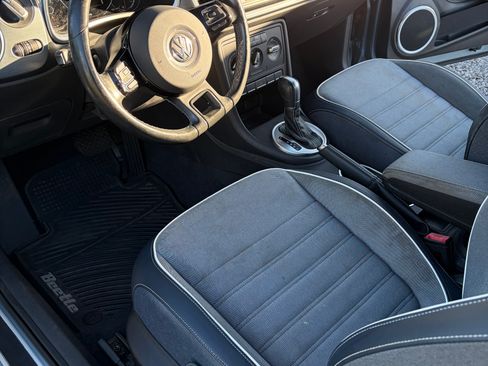 Used 2016 Volkswagen Beetle 1.8T Denim image 2