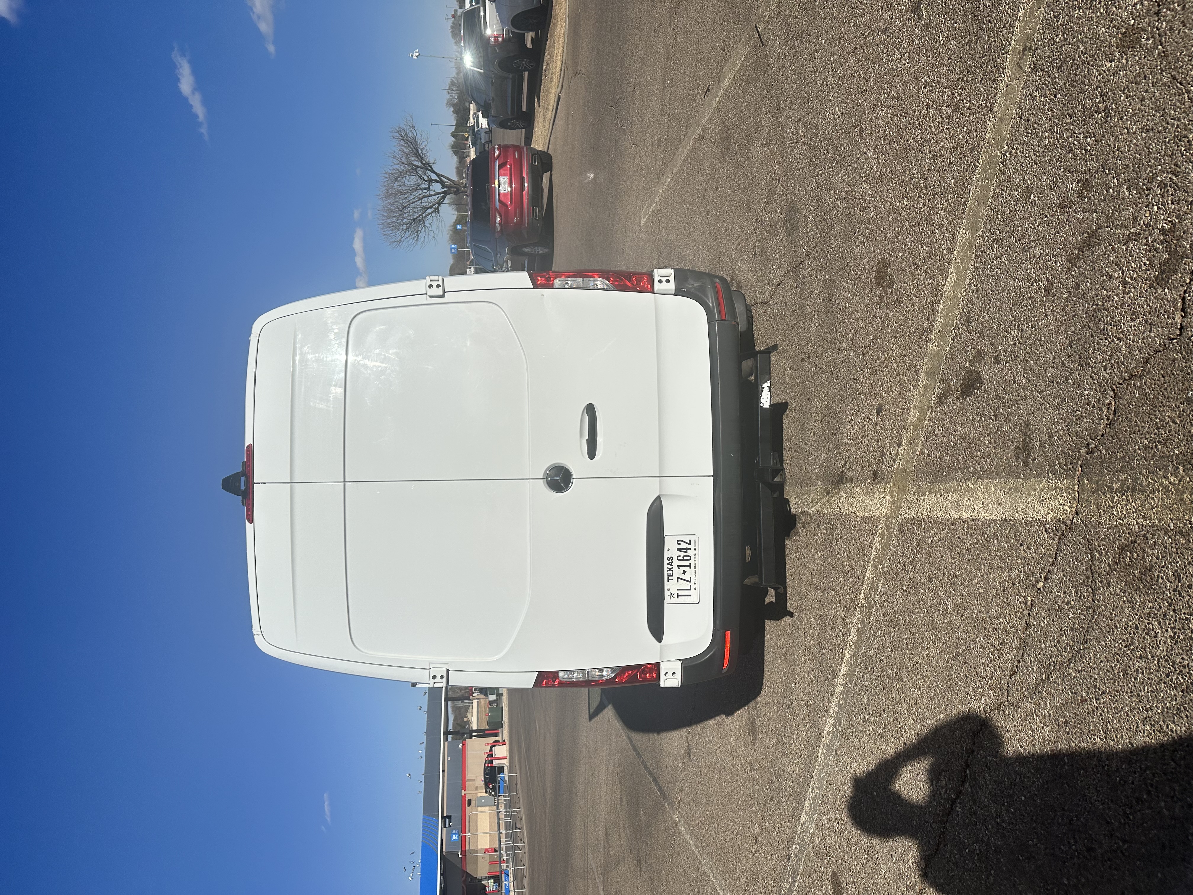Used 2021 Mercedes-Benz Sprinter 2500 image 9