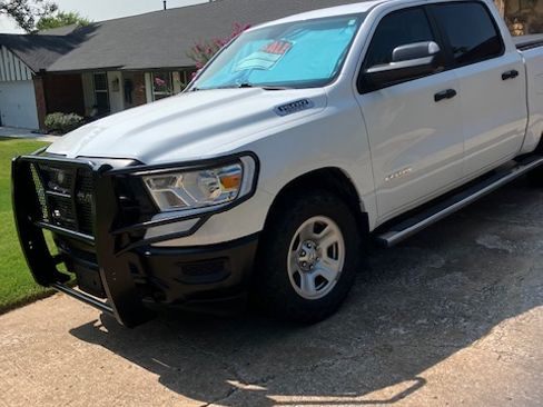 Used 2019 RAM 1500 Tradesman AWD/4WD image 2