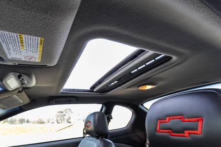 Used 2002 Chevrolet Monte Carlo SS w/ Preferred Equipment Group FWD image 9