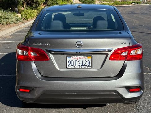 Used 2017 Nissan Sentra SV image 10