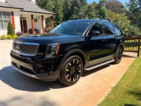 Used 2020 Kia Telluride LX FWD image 2