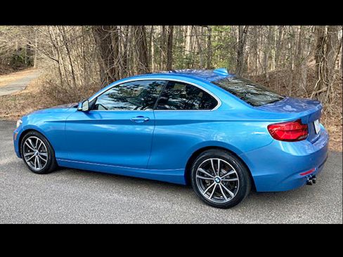 Used 2019 BMW 230i Coupe w/ Convenience Package image 4