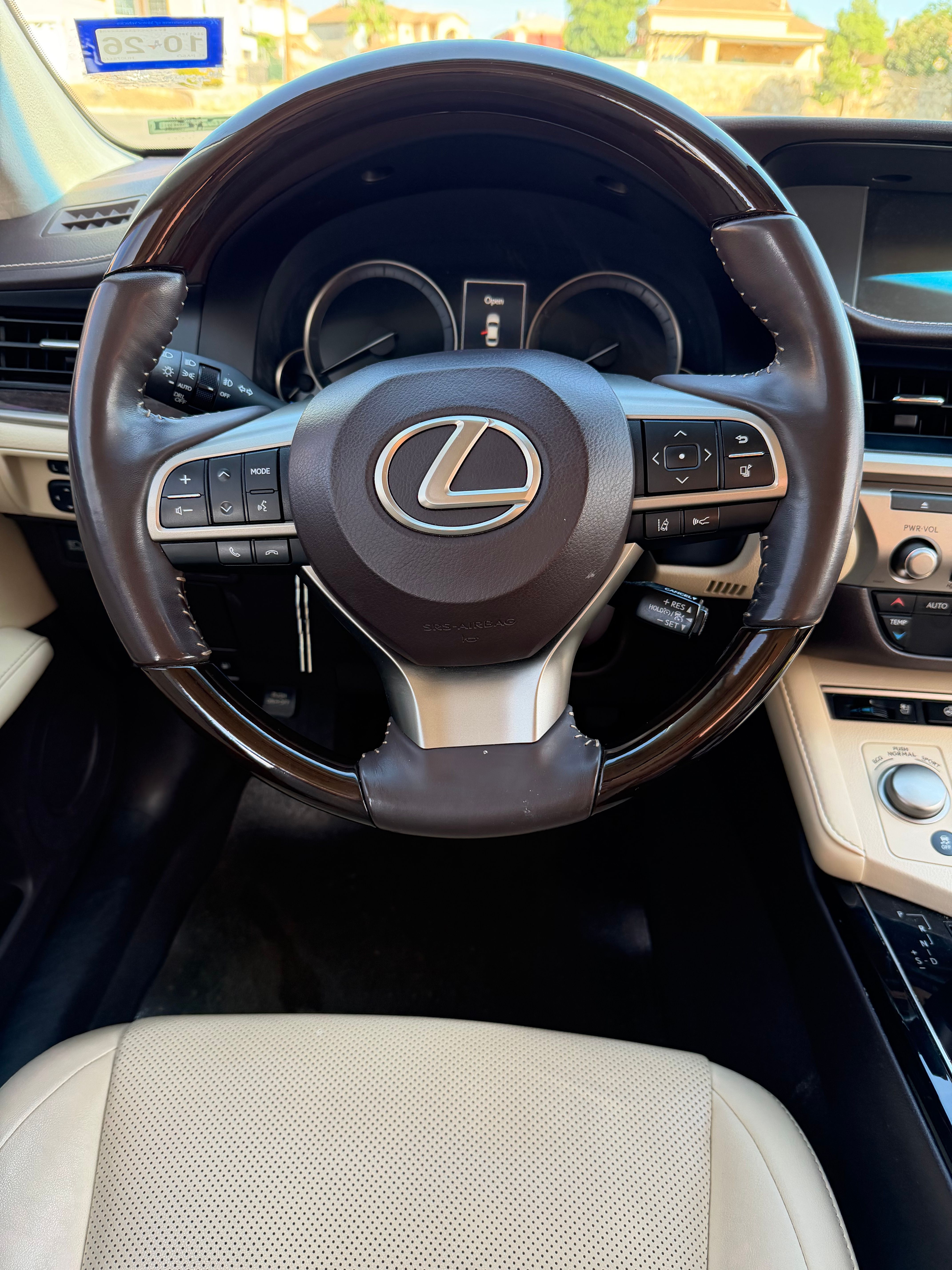 Used 2017 Lexus ES 350 w/ Premium Package FWD image 6