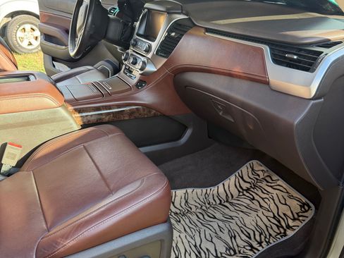 Used 2015 Chevrolet Tahoe LTZ image 4