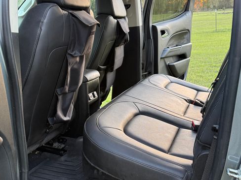 Used 2019 Chevrolet Colorado ZR2 image 21