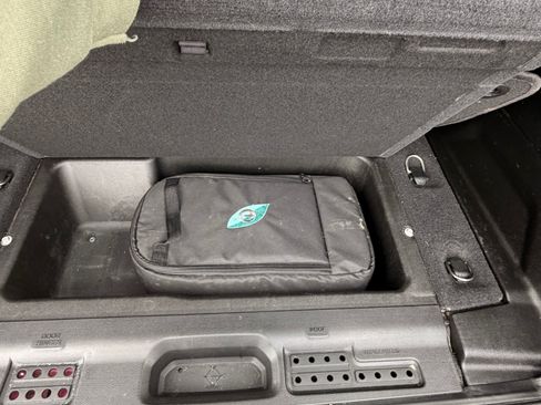 Used 2022 Jeep Wrangler Unlimited Sahara image 9