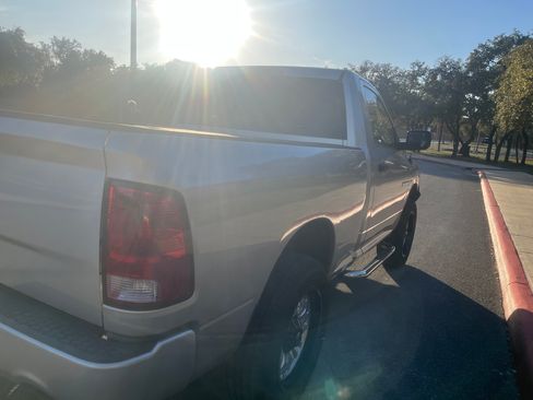 Used 2013 RAM 1500 Express image 16