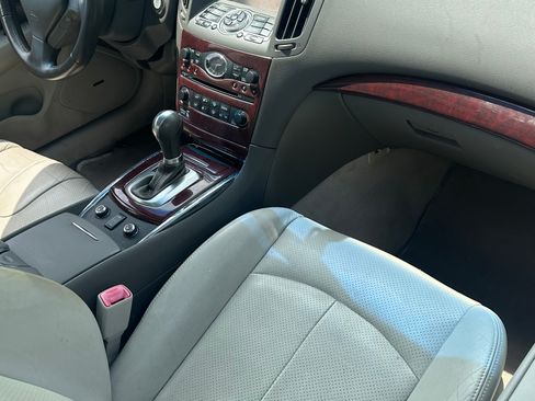 Used 2013 INFINITI G37 x Sedan w/ Premium Pkg AWD/4WD image 10