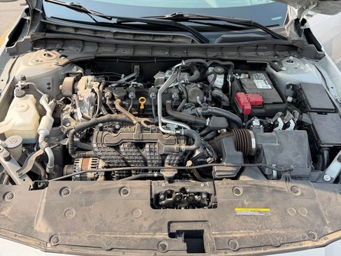 Used 2023 Nissan Altima 2.5 SV FWD image 18