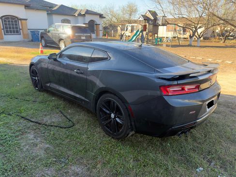 Used 2017 Chevrolet Camaro SS image 5