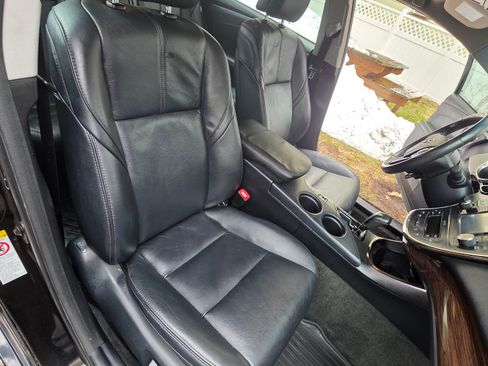 Used 2013 Toyota Avalon XLE Premium image 18