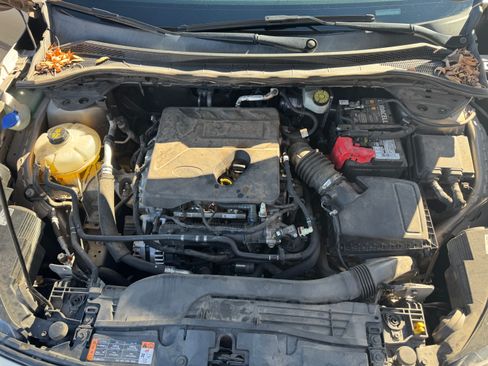 Used 2020 Ford Escape SEL image 15