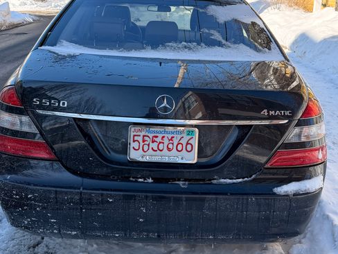 Used 2009 Mercedes-Benz S 550 4MATIC image 6