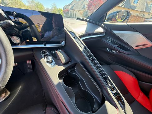 Used 2021 Chevrolet Corvette Stingray Premium Conv w/ Z51 Performance Package image 27