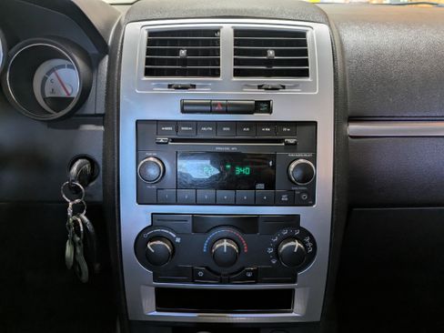 Used 2009 Dodge Charger SE image 28