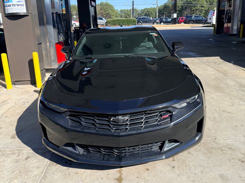 Used 2019 Chevrolet Camaro LT w/ RS Package image 2