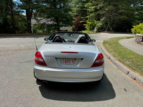 Used 2006 Mercedes-Benz SLK 350 image 16