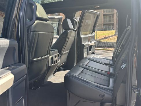 Used 2022 Ford F250 Lariat w/ Lariat Ultimate Package image 10