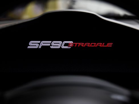 Used 2023 Ferrari SF90 Stradale image 18