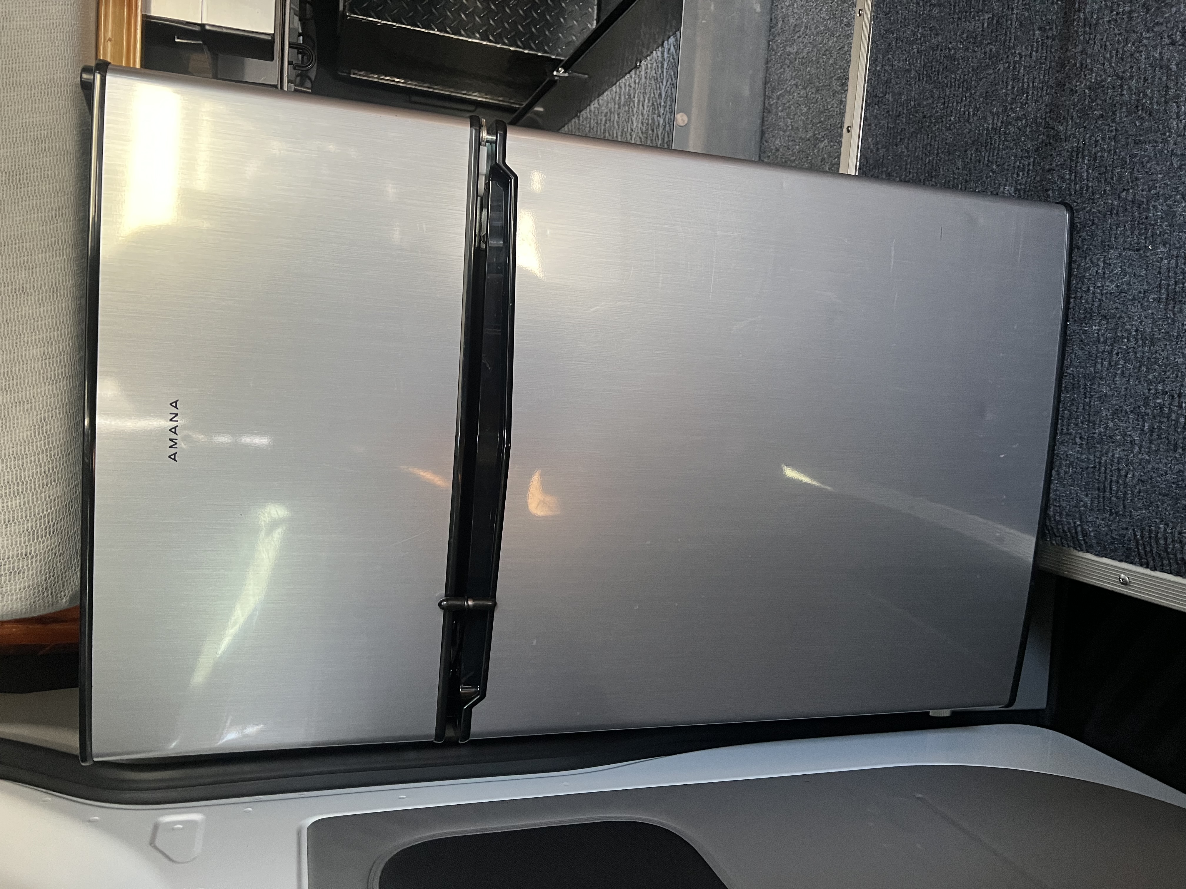 Used 2016 Mercedes-Benz Sprinter 2500 image 25