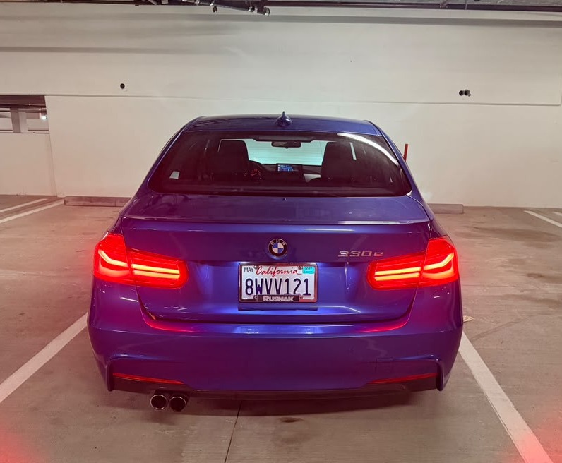 Used 2018 BMW 330e RWD image 9