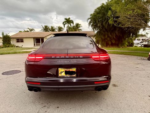Used 2018 Porsche Panamera Turbo w/ Sport Package image 15