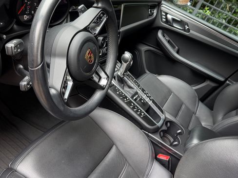 Used 2020 Porsche Macan GTS AWD/4WD image 18