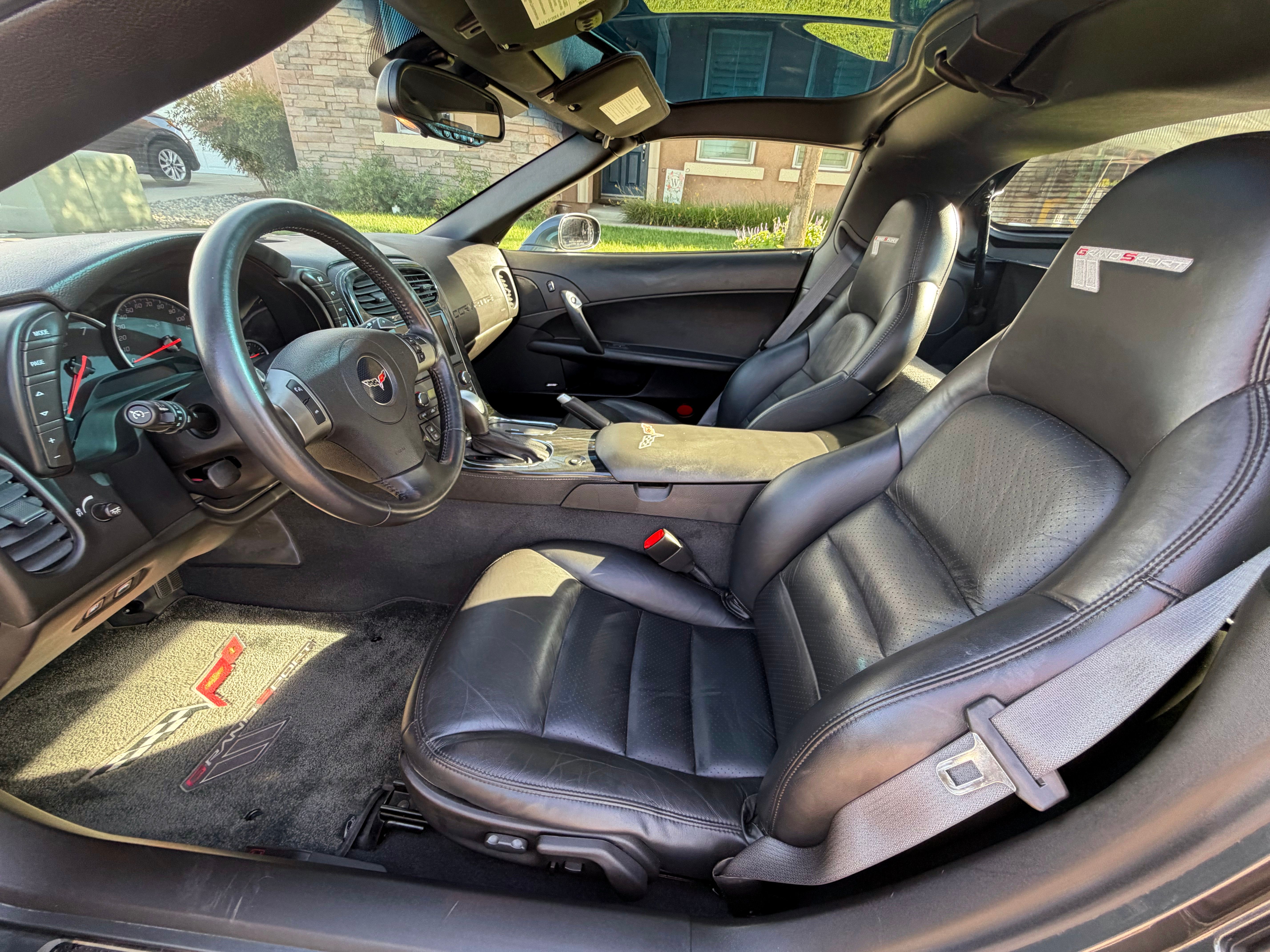 Used 2010 Chevrolet Corvette Grand Sport w/ Preferred Equipment Group RWD image 11
